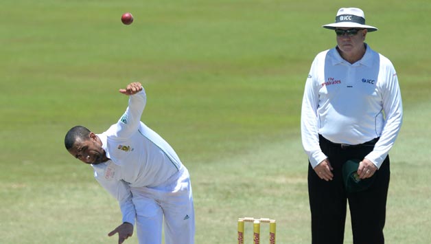 Robin Peterson in action in 2nd Test against India © Getty Images