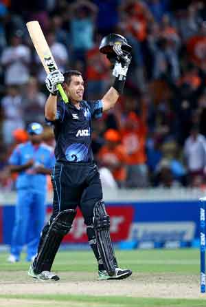 Ross Taylor  scored 112 runs © Getty Images 