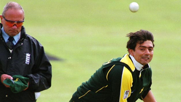 Saqlain Mushtaq is widely regarded as one of the best off-spinners to play the game © Getty Images