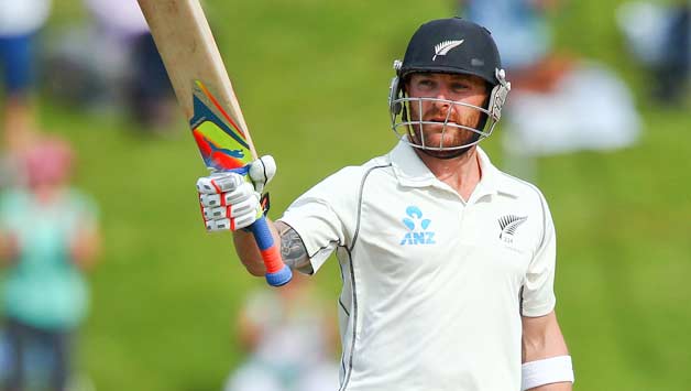 Brendon McCullum is unbeaten on 281 © Getty Images