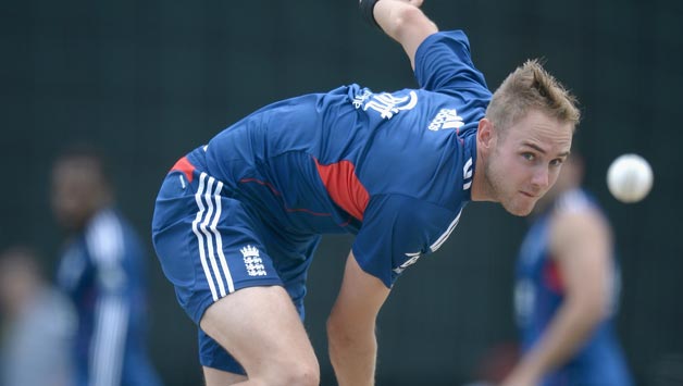 Stuart Broad has the responsibility of leading an England fightback © Getty Images