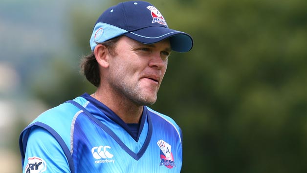 Lou-Vincent-of-Auckland-looks-on-during-the-Twenty20-match