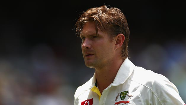 Shane-Watson-of-Australia-walks-out-to-bat-after-the-lunch-break-during-day-two-of-the-Second-Test-match