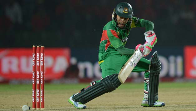 Mushfiqur Rahim will be hopeful of a good performance from his teammates to finish the campaign © AFP