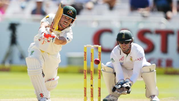David Warner (batting) closes in on  his second hundred of the match © Getty Images