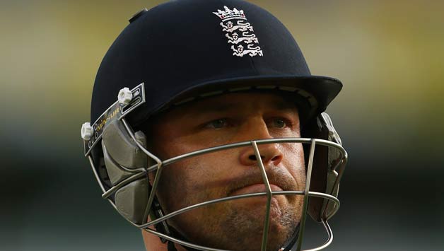 Jonathan-Trott-of-England-walks-off-the-field-after-being-dismissed-by-Mitchell-Johnson-of-Australia