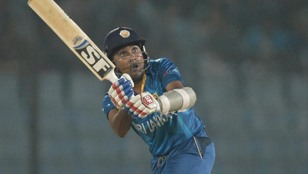 Mahela Jayawardene scored his ninth T20I half-century © Getty Images