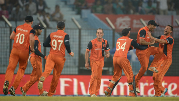 Netherlands celebrate the fall of a wicket during their clash against England © Getty Images 