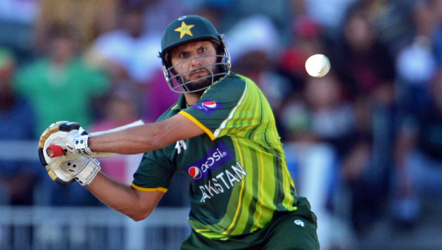 Shahid Afridi blasted Pakistan to a thrilling win over Bangladesh in 2014 Asia Cup © AFP