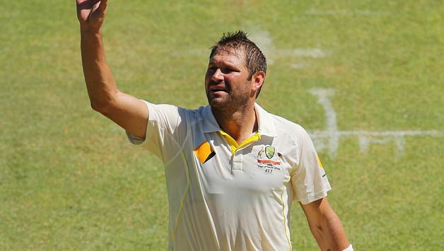 Injured Ryan Harris bowled incisively against South Africa at Cape Town © Getty Images