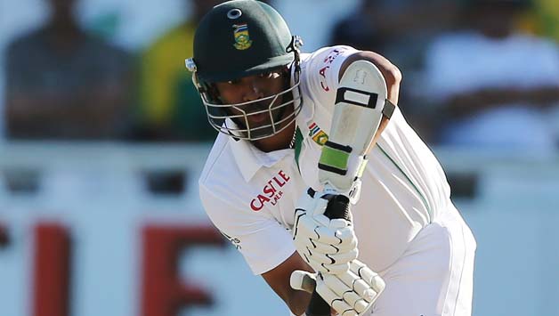 Vernon-Philander-of-South-Africa-bats-during-day-3-of-the-third-test-match-between-South-Africa-a
