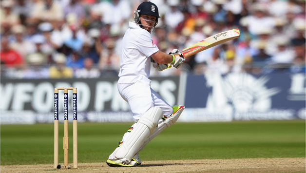 Ian Bell is one of the best exponents of the cut shot in the game. He used this stroke to excellent effect during the Ashes 2013 as England beat Australia 3-0 © Getty Images