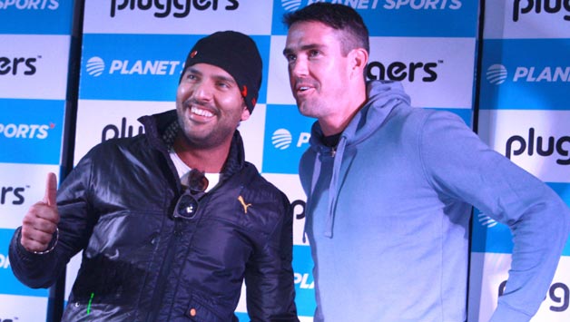 Yuvraj Singh (left) and Kevin Pietersen are good friends off the field © IANS