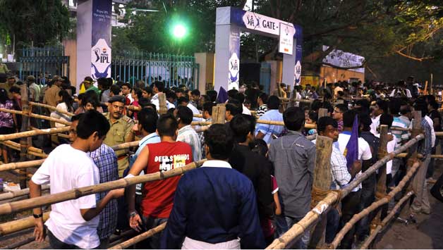 The final of IPL 2014 has been shifted from Wankhede Stadium to M Chinnaswamy stadium © IANS (File Photo)