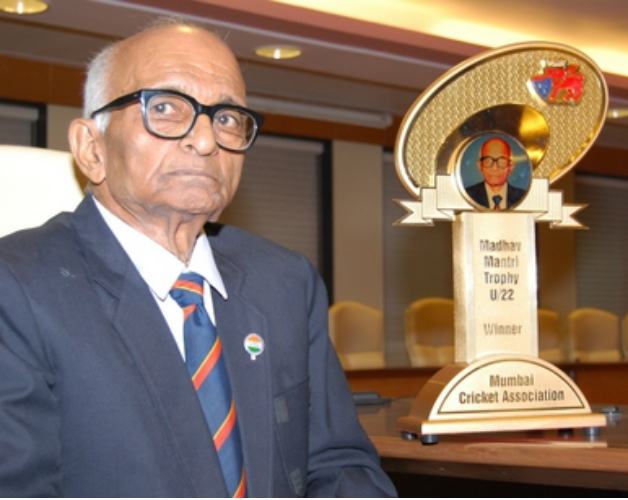 Madhav Mantri © MCA