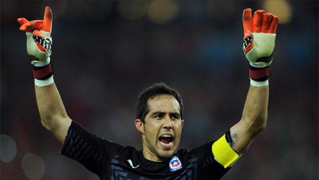 Claudio Bravo made some impressive stops to deny Spain a goal during their victorious match © Getty Images