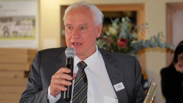 Wally Edwards (in picture) and Giles Clarke coordinated the meeting © Getty Images (File Photo)