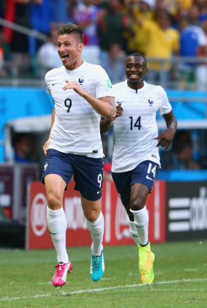 Olivier Giroud (left) scored France's first goal against Switzerland © Getty Images