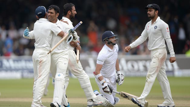 India celebrate their victory at Lord's after the fall of James Anderson © Getty Images