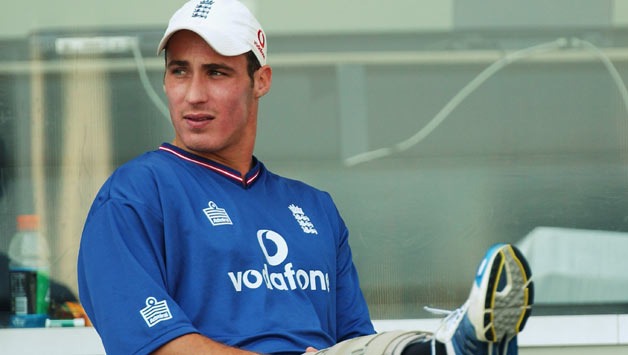 Simon Jones lost his career due to a knee injury © Getty Images