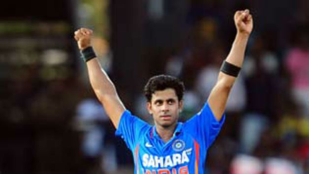 Manoj Tiwary's leg-spin created huge problems for Australia A © AFP