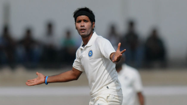Ashok Dinda has taken 40 wickets in 2013-14 domestic season © Getty Images