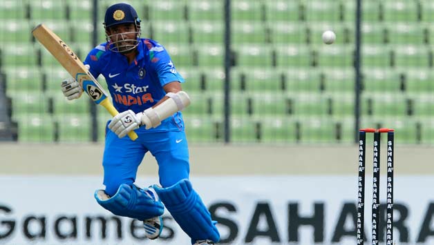 Robin Uthappa was dropped after a poor run in the Quadrangular tournament in Australia © AFP