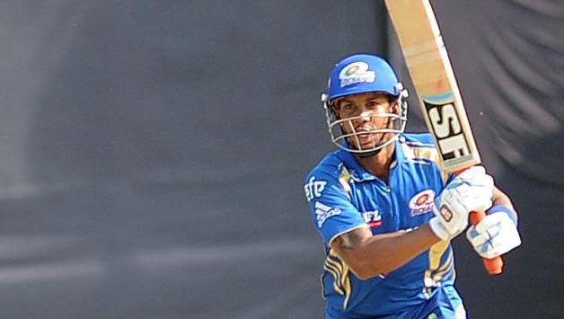 Lendl Simmons scored the first ton of IPL 2014 © IANS