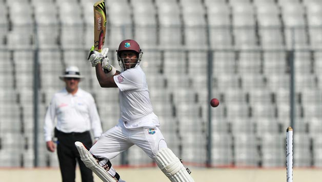 Shivnarine Chanderpaul scored 85 runs in the first innings of the first Test at St. Vincent © AFP (File Photo)