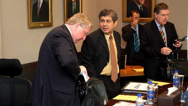 Wasim Bari (center) has emerged as a strong candidate to be appointed either as the manager of the national cricket team or the chief selector © Getty Images