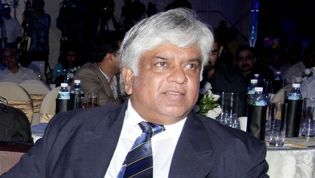 Arjuna Ranatunga © Yogen Shah