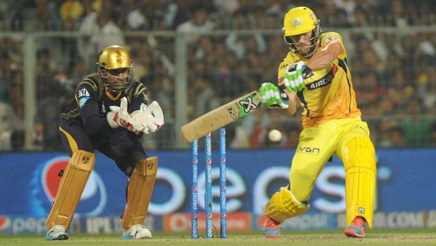 Chennai Super Kings and Kolkata Knight Riders battle  for the title at Bangalore © IANS