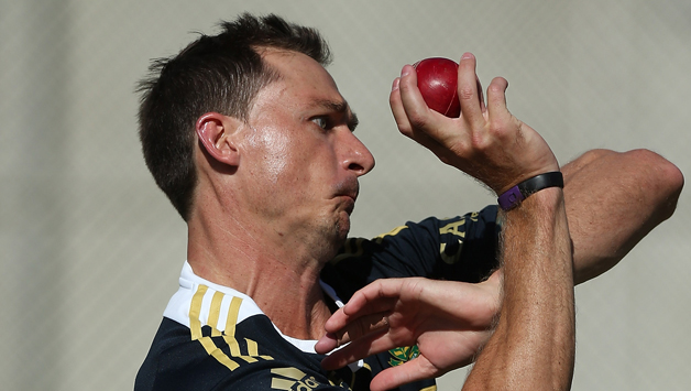Dale Steyn said that it's a one bounce four and the batsman runs down near where he is standing but added that he knows inside that the batsman is absolutely crapping himself © Getty Images (File Photo)