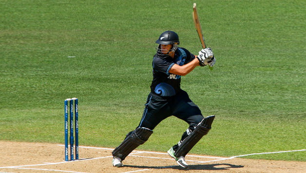 Ross Taylor's left calf strain means he will miss all three matches - two scheduled for Mt Maunganui's Bay Oval Tuesday and Friday, and a third at Hamilton's Seddon Park Oct 27 © Getty Images (File Photo)