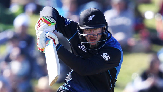 Daniel Vettori (above) was run out for five by Jeevan Mendis © Getty Images (File Photo)