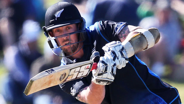 Luke Ronchi was dismissed for 17 by Shaminda Eranga © Getty Images (File Photo)