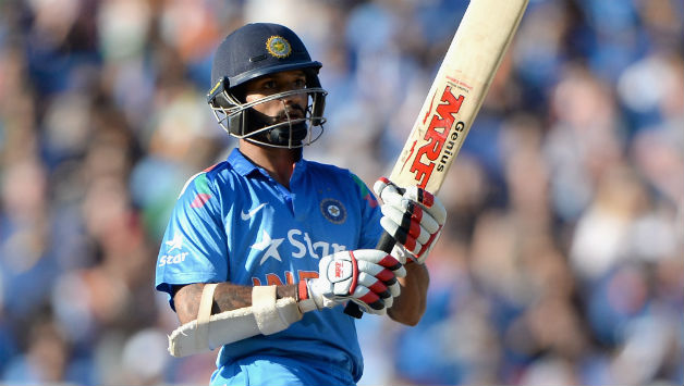 Shikhar Dhawan was out for 1 © Getty Images