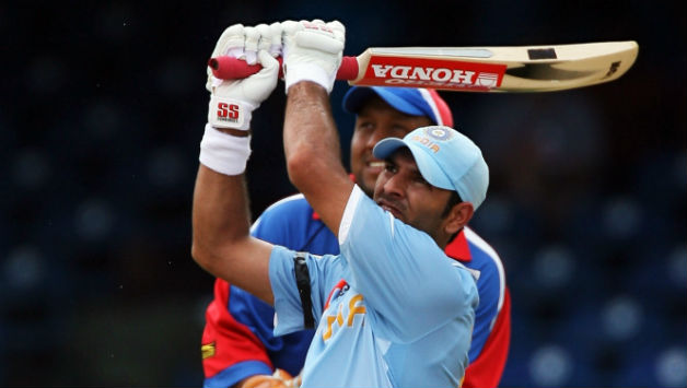 Yuvraj Singh (batting) © Getty Images