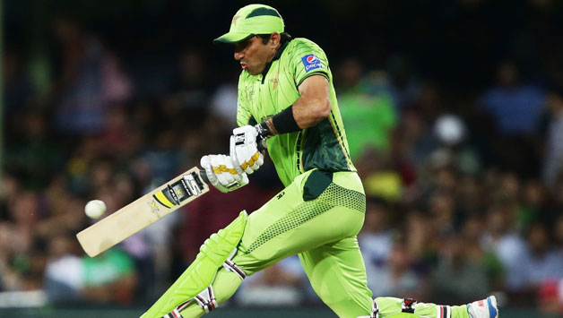 Misbah-ul-Haq is currently batting on 63 off 69 © Getty Images