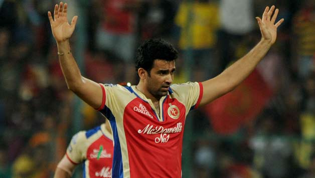 RCB-Player-Zaheer-Khan-celebrating-after-the-wicket-of-CSK-player-S-Raina-during-the-RCB-2