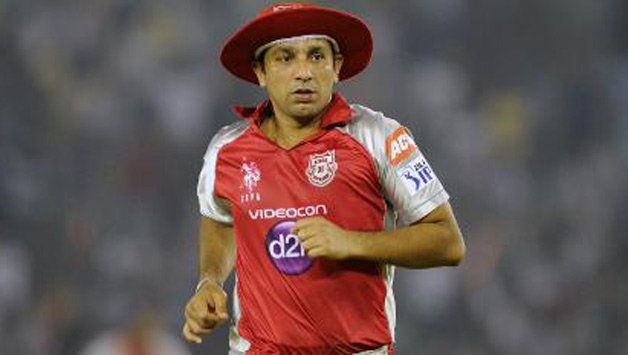 Azhar Mahmood has previously played IPL for KXIP © AFP