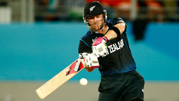 Brendon McCullum plays a shot during his 26-ball knock of 59 © Getty Images