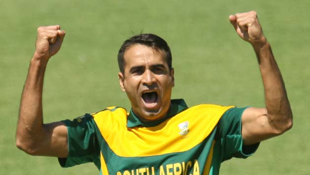 Imran Tahir had an ordinary outing against Ireland, conceding fifty runs for no wicket © AFP