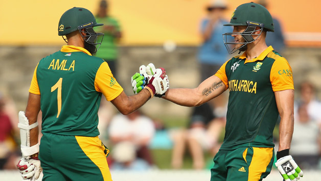 Hashim Amla and Faf du Plessis shared a record 207-run partnership for the second wicket © Getty Images