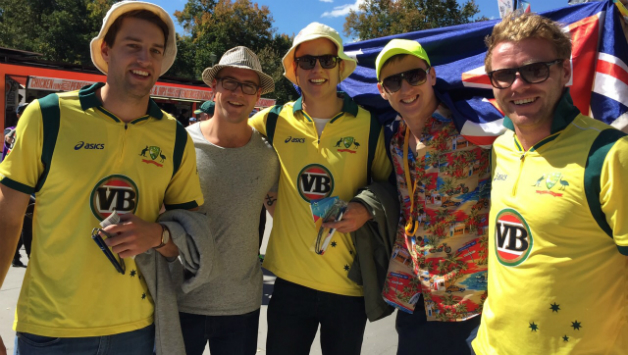 Australian fans outside the Melbourne Cricket Ground ahead of the ICC Cricket World Cup 2015 final between Australia and New Zealand © Getty Images