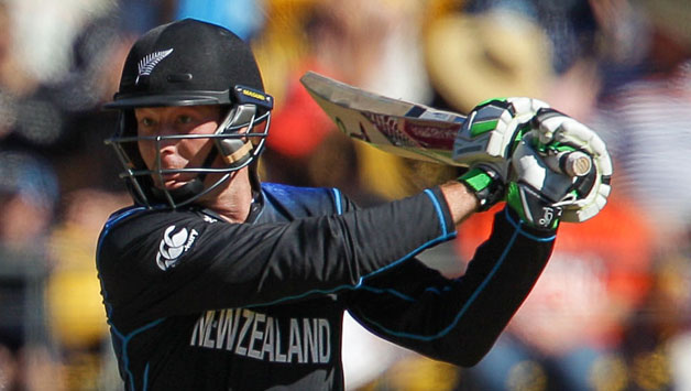 Martin Guptill cuts one en route his 237* © Getty Images
