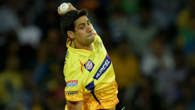 Ashish Nehra's spell was instrumental for CSK victory against DD © PTI