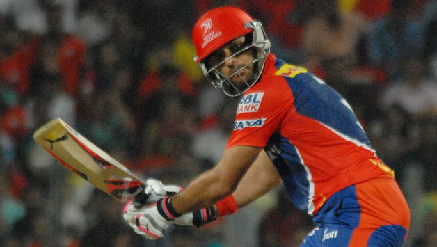 JP Duminy feels it is not fair to single out Yuvraj Singh (above) in the team's inconsistent run © IANS