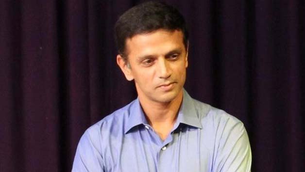 Rahul Dravid embarrassed after replay shows him angry ...