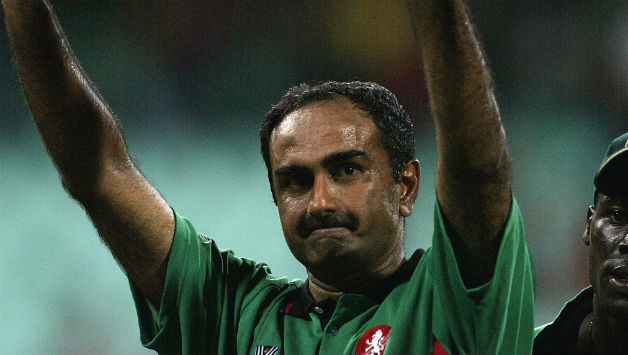 Aasif Karim finished with figures of 3 for 7 against Australia in the 2003 World Cup © Getty Images